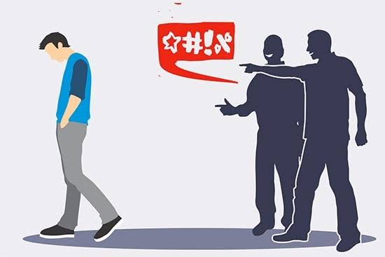 KabarKetapang - Kuasa Hukum AS, Paul Hariwijaya Bethan bersama Petrus Jhon Fernandez resmi melaporkan dua oknum Lembaga Swadaya Masyarakat (LSM) yakni Sekjend LSM Gasak, HS dan Ketua LSM Peduli Kayong, SY, ke Polres Ketapang, Senin (20/2/2023).
