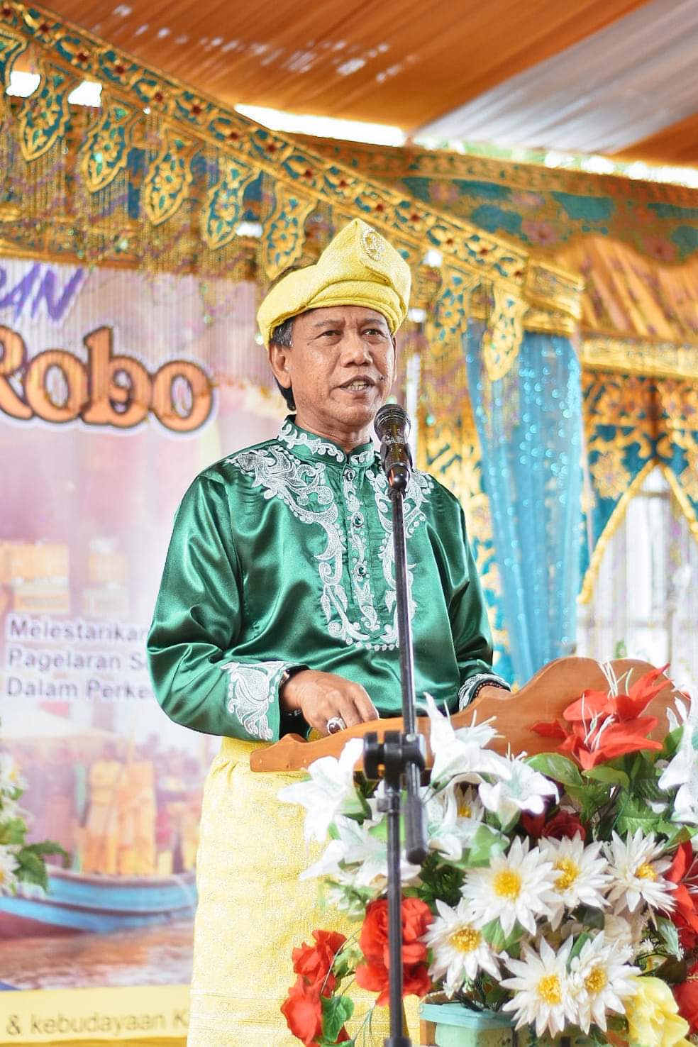 Gambar : Wakil Bupati Ketapang Farhan Memberikan Kata Sambutan Dalam Acara Robo'-Robo' (IS)