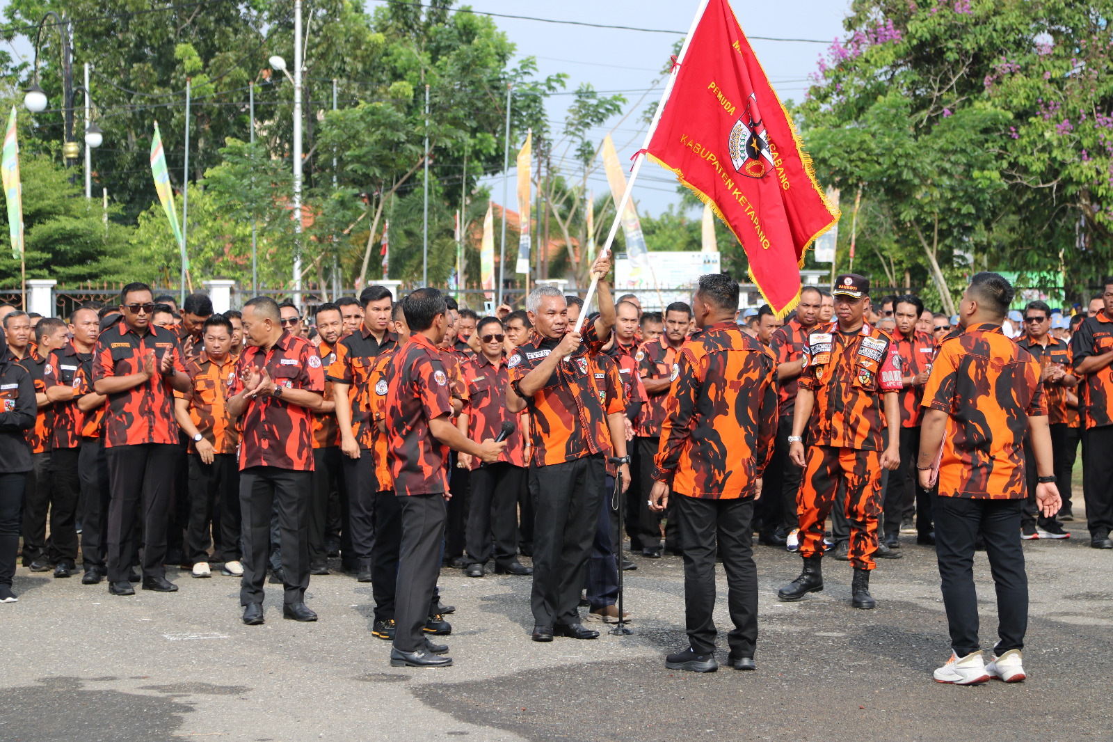 Gambar Pelantikan MPC Pemuda Pancasila Ketapang Oleh MPW Pemuda Pancasila Kalbar. (IS) 