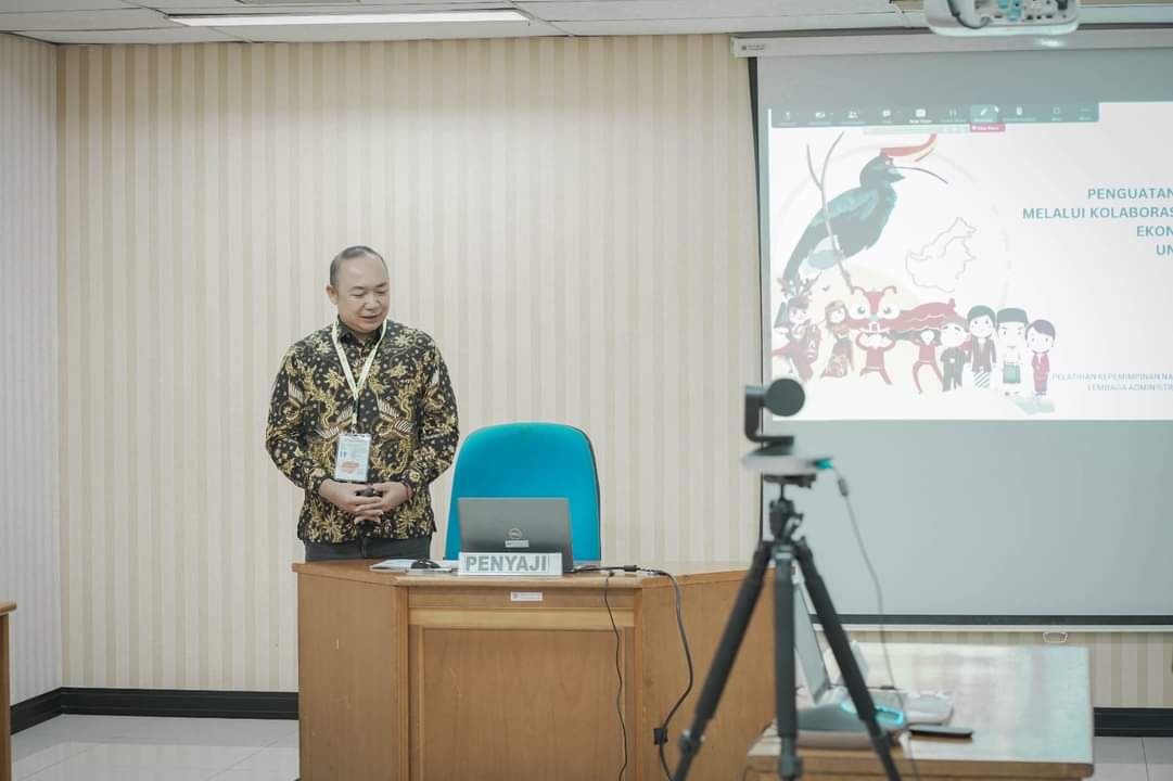 Gambar Sekda Ketapang Saat Maparkan Materi. (IST) 