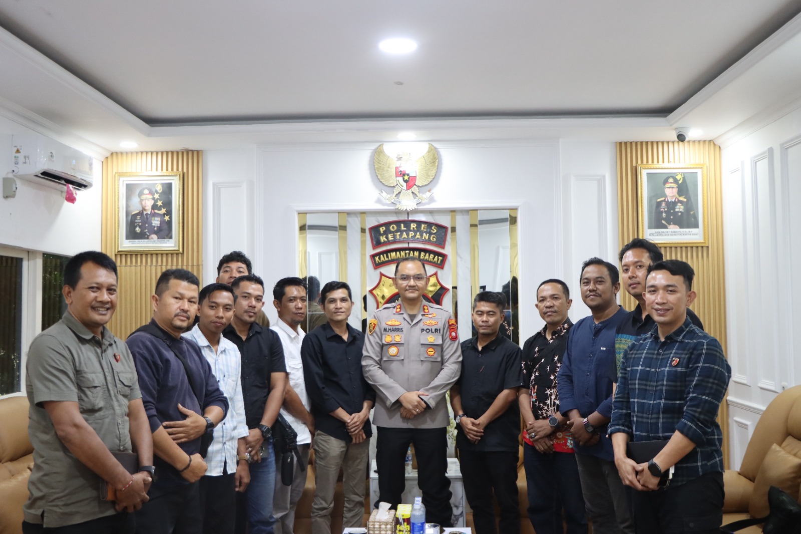 Gambar : Foto Pengurus AJK Bersama Kapolres Ketapang