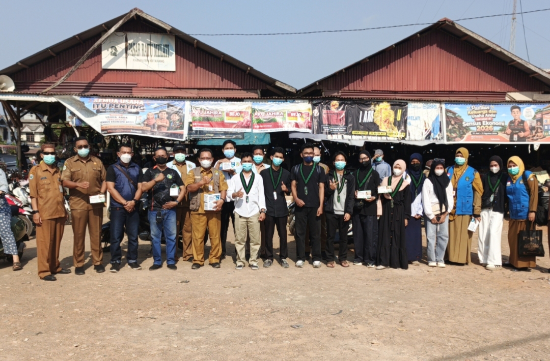 Gambar : Foto Bersama AJK, Dinkes dan HMI. 